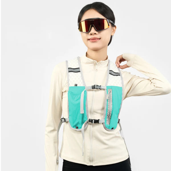 Lightweight Adventure Running Vest™